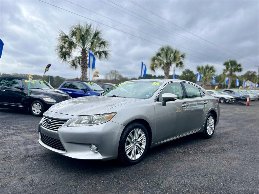 photo of 2015 Lexus ES 350 